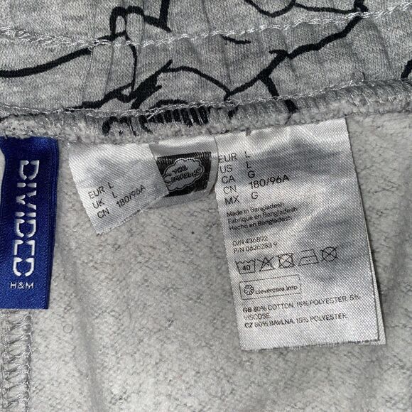 H&M Divided Bart Simpsons All Over Print Men's Fleece Shorts Gray & Black Large - Picture 4 of 6